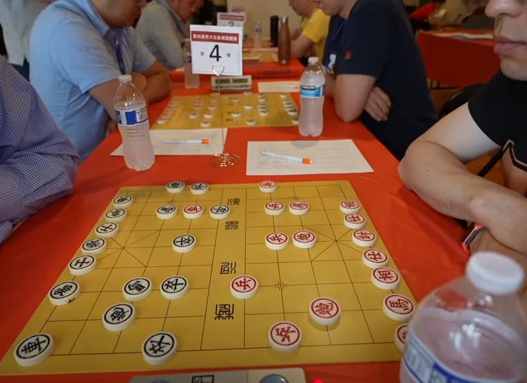 纽约象棋总会首届”棋锋杯”友谊赛暨第四届就职典礼